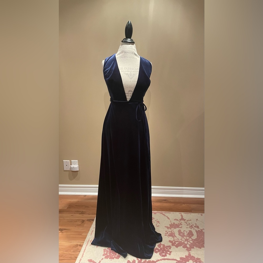 Aidan Mattox Navy Blue Velvet Maxi Dress with Plunging V-Neck & High Slit - Picture 5 of 9